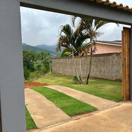 Agradavel Casa De Campo, Recem Construida. Pedra Menina Exterior foto